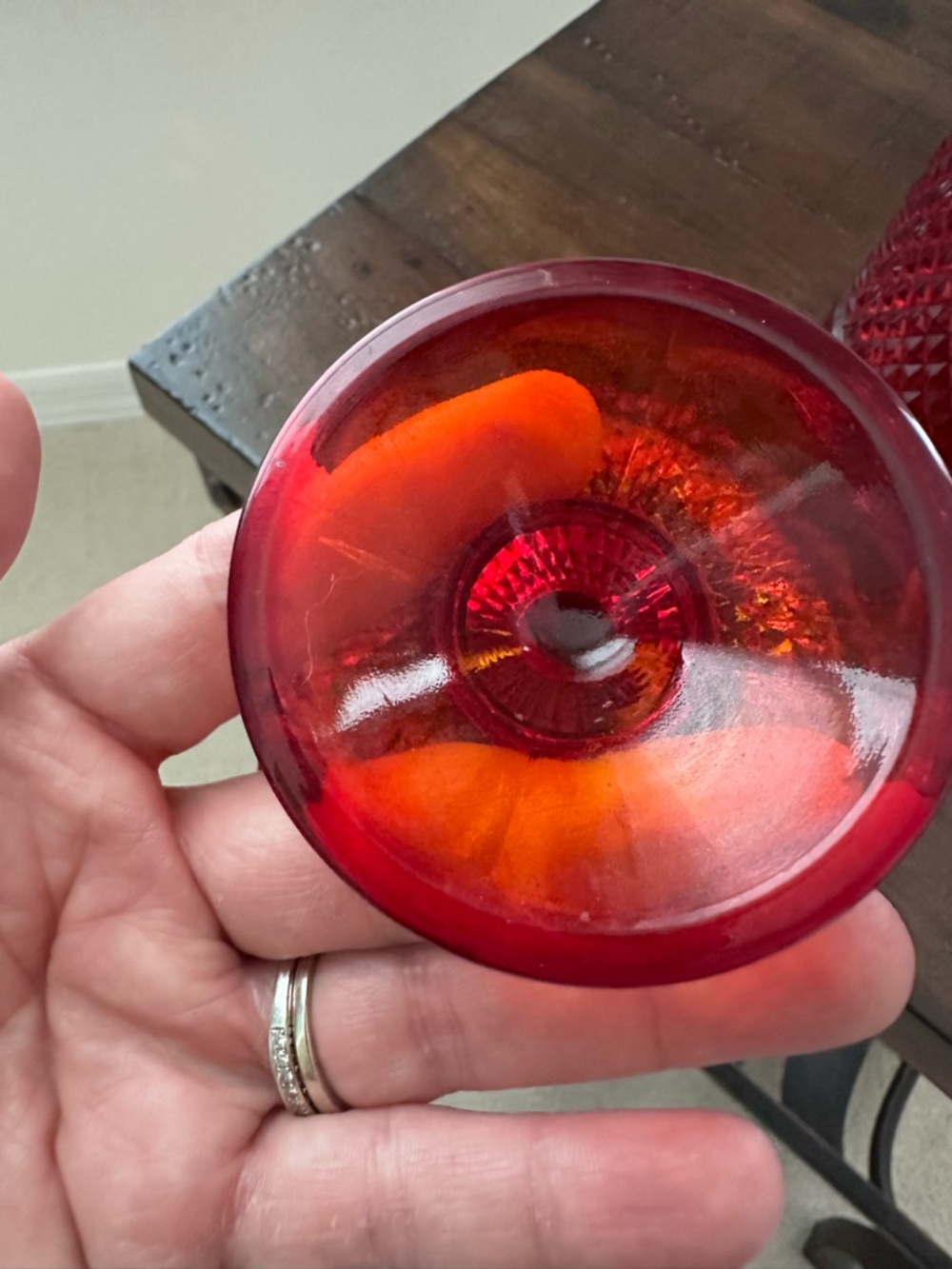 Ruby Red Diamond Fairy Lamp Pressed Glass- Glows - Picture 5 of 9